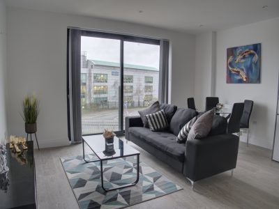 2 Bedroom Apartment Living Room